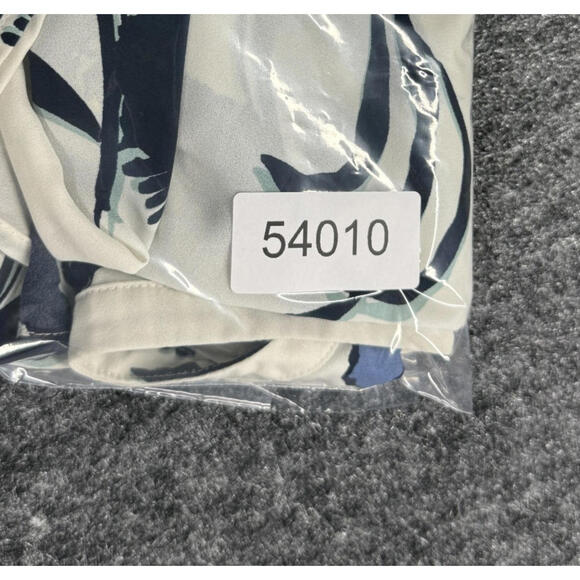 Van Heusen Blouse Women XL White Floral V-Neck Short Sleeve Pullover Casual - Picture 7 of 7